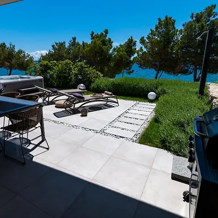 Natura Luxury * Mandre