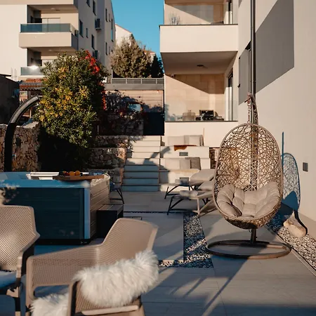 Natura Luxury