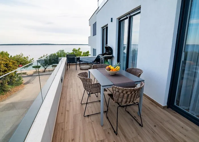Natura Luxury Villa *