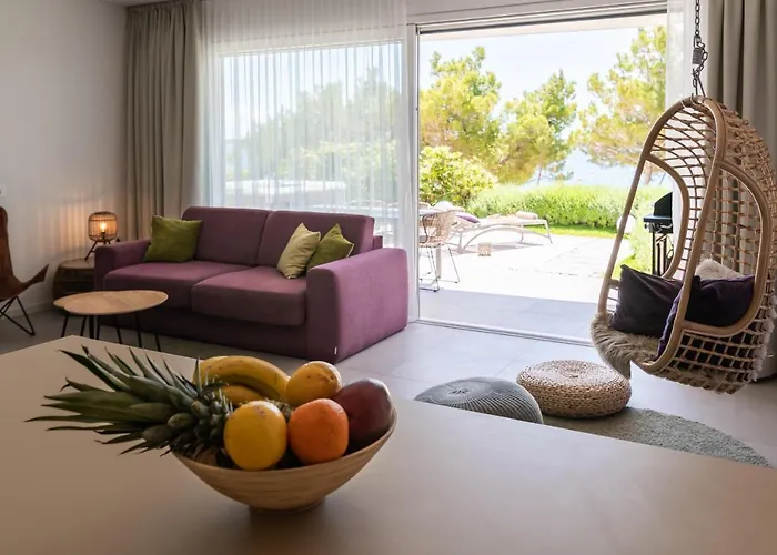Natura Luxury Villa *