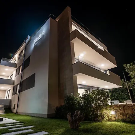Natura Luxury Mandre