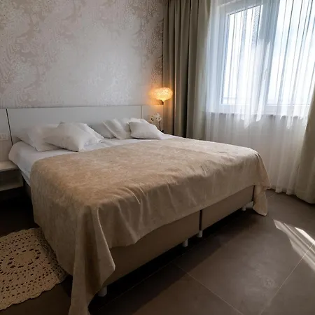 Natura Luxury *