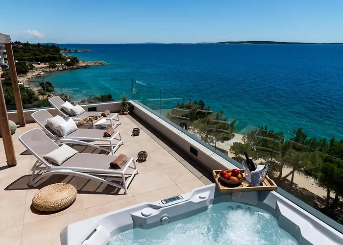 فيلة Natura Luxury ماندري
