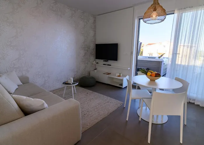 Natura Luxury فيلة *